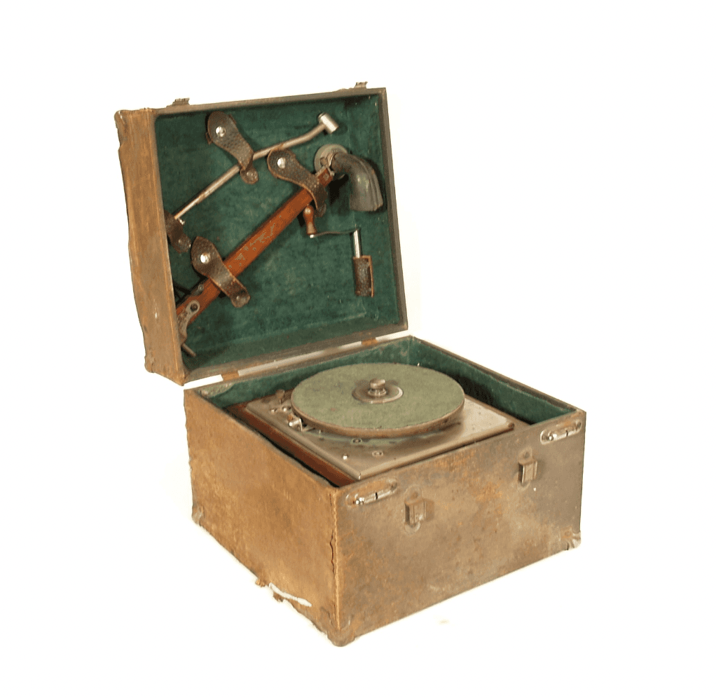 Phonograph 5